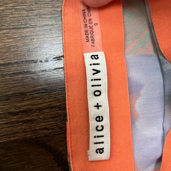 Alice and Olivia Athena Floral Wide-Leg Pants - Picture 14 of 14